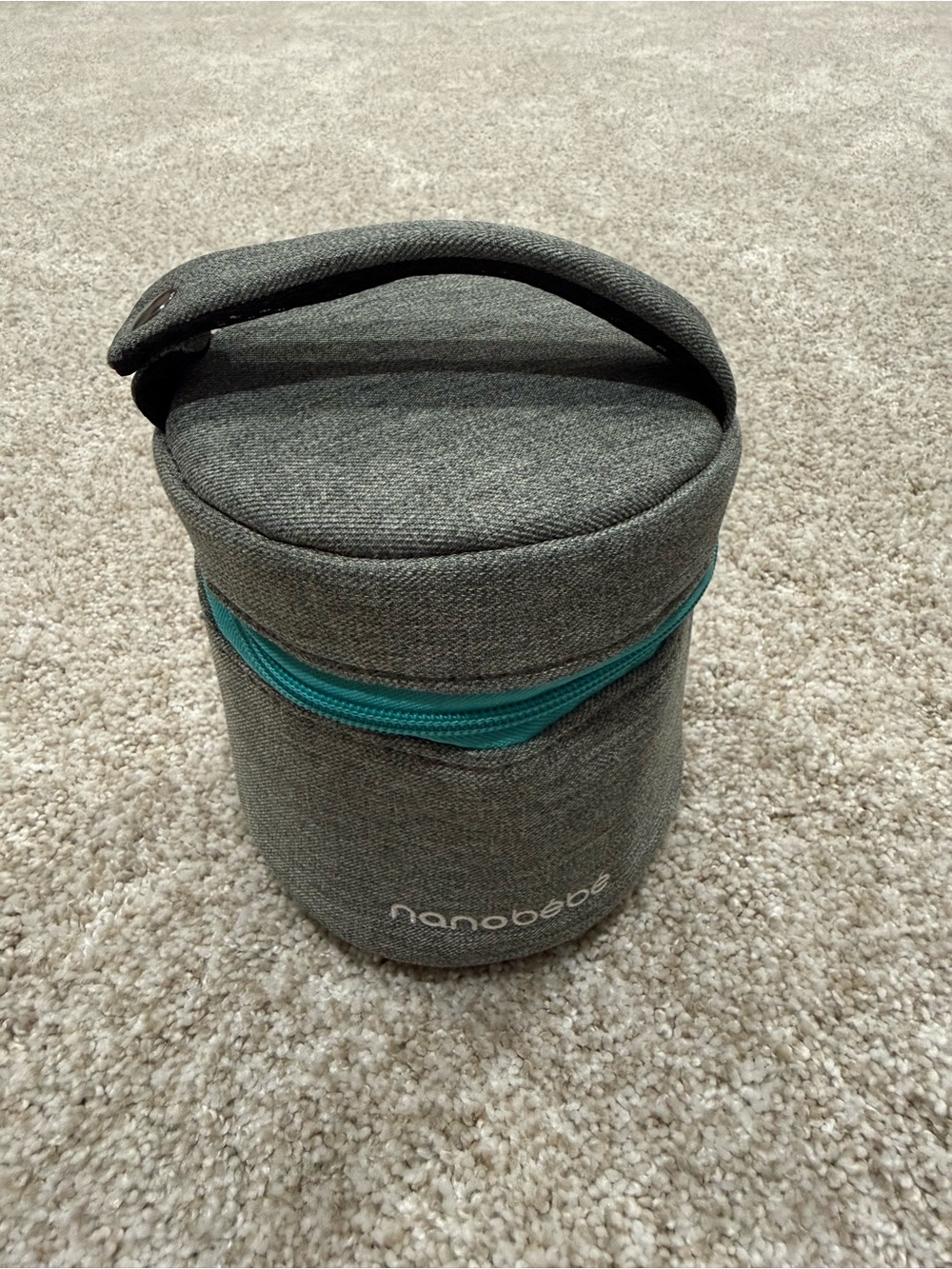 nanobébé Gray Feeding Bottle Cooler Bag with Teal Zipper